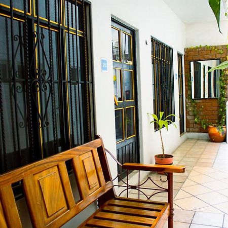 Hotel Om Downtown Santa Cruz Huatulco Esterno foto