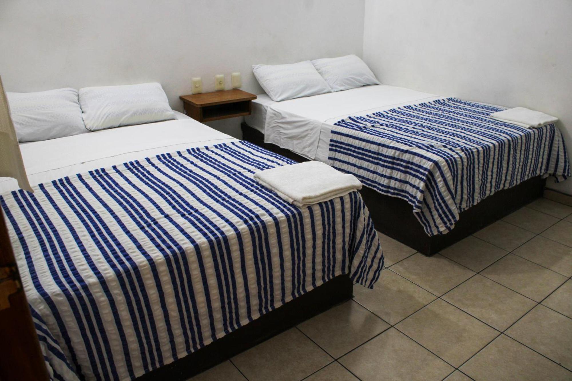 Hotel Om Downtown Santa Cruz Huatulco Esterno foto